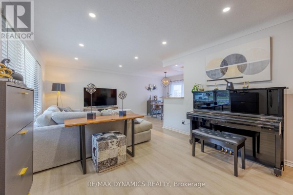 87 Rochelle Drive, St  Catharines, ON L2M6Y7 Photo 5