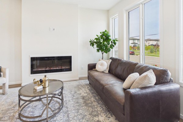 Primary Bedroom - 87 Sereno Ln, Fort Saskatchewan, AB T8L0Z9 Photo 4