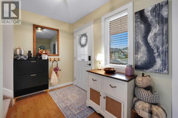 Dining room - 87 Springs Crescent Se, Airdrie, AB T4A2C9 Photo 2