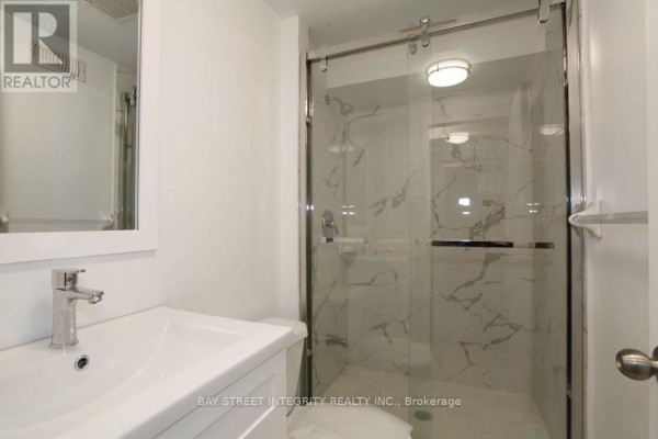 87 Tulane Crescent, Toronto, ON M3A2C2 Photo 3