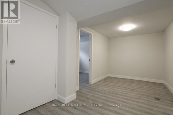 87 Tulane Crescent, Toronto, ON M3A2C2 Photo 4