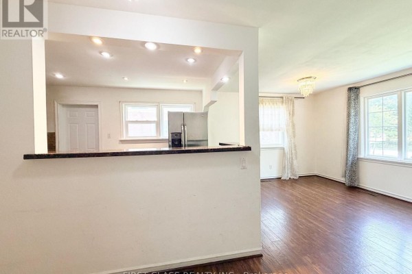 Kitchen - 87 Vauxhall Drive, Toronto, ON M1P1R1 Photo 3