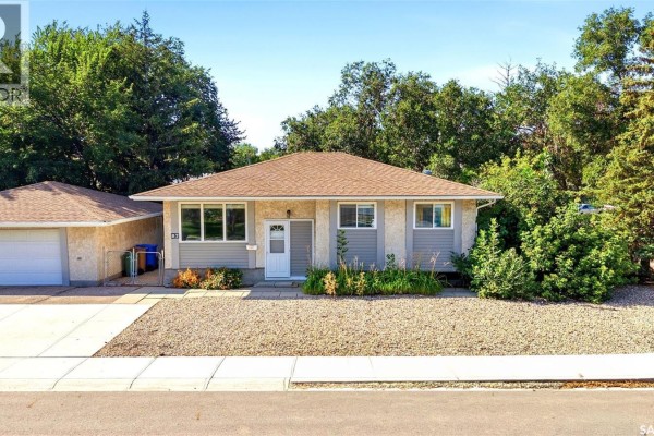87 Vernon Crescent, Regina