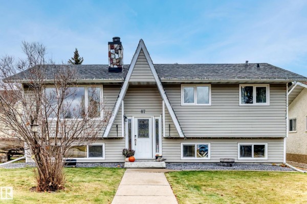 Family room - 87 Waverley Cr, Spruce Grove, AB T7X1P4 Photo 4