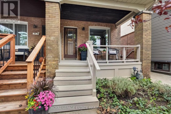87 Woodmount Avenue, Toronto, ON M4C3Y1 Photo 4