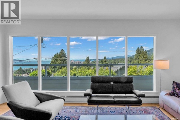 870 Leyland Street, West Vancouver, BC V7T2L4 Photo 5