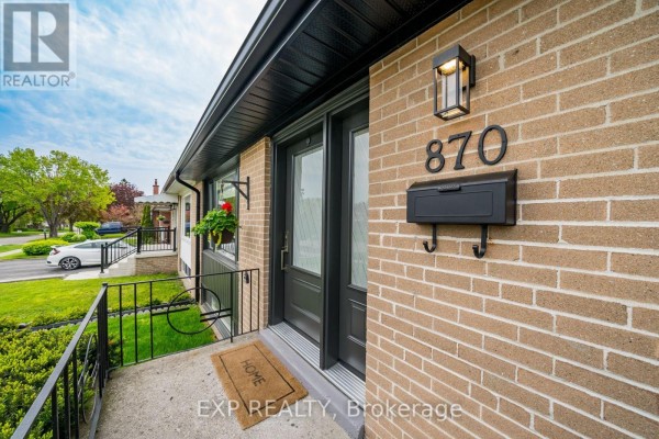 Den - 870 Modlin Road, Pickering, ON L1W1V7 Photo 4