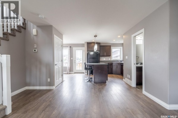2pc Bathroom - 8701 Archer Lane, Regina, SK S4Y1A3 Photo 4
