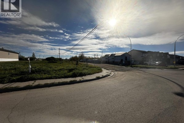 8703 74 Street, Fort St  John, BC, photo 2