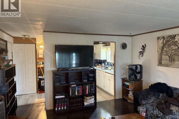 Living room - 8707 75 Street, Fort St  John, BC V1J2Y9 Photo 2