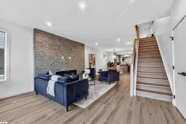 Family room - 8711 149 St Nw, Edmonton, AB T5R1B5 Photo 4