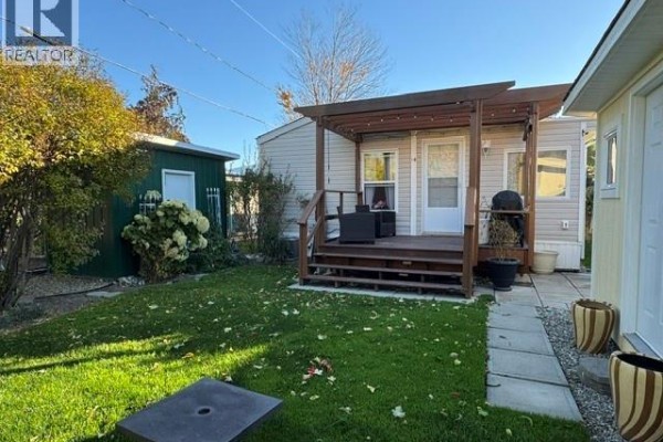 Living room - 8712 Steuart Street Unit# 16, Summerland, BC V0H1Z6 Photo 3