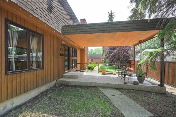 Dining room - 872 De L'eglise Avenue, Winnipeg, MB R2V1H1 Photo 2