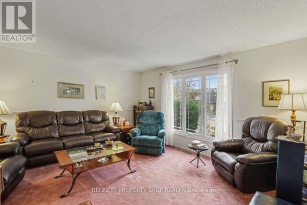 Furnace - 872 Lawnsberry Drive, Ottawa, ON K1E1X7 Photo 4