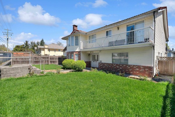 8724 128 Street, Surrey