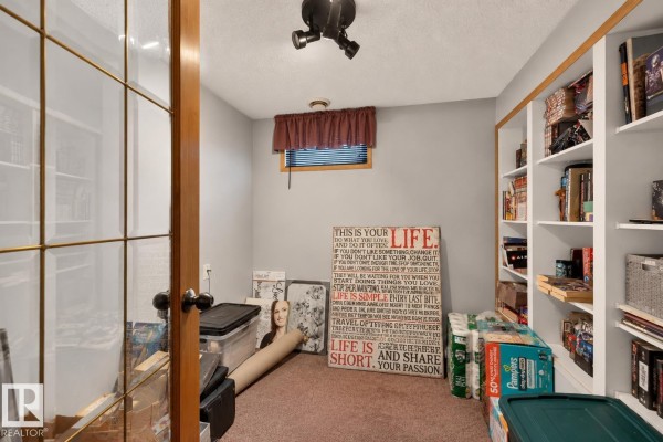 Primary Bedroom - 8728 163 St Nw, Edmonton, AB T5R2N6 Photo 4