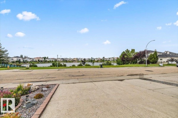 Kitchen - 8731 160a Av Nw, Edmonton, AB T5Z3K4 Photo 3
