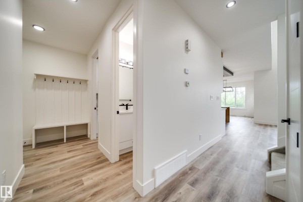 8740 183 Av Nw, Edmonton, AB, photo 3