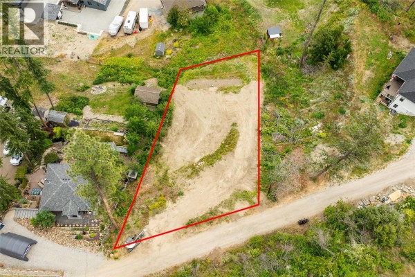 8745 Westside Road, Vernon, BC V1H2E4 Photo 3