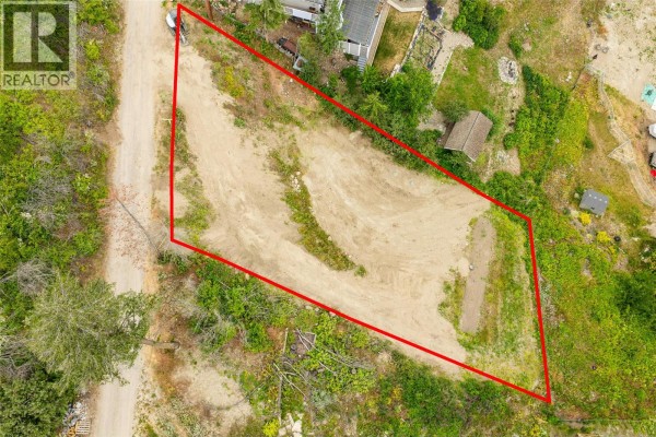8745 Westside Road, Vernon, BC V1H2E4 Photo 5