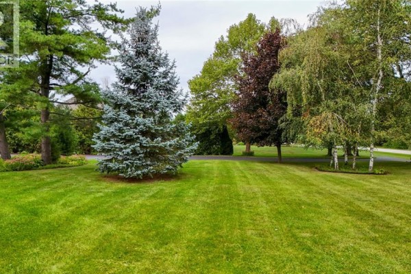 Den - 8653 Vance Drive, Lambton Shores, ON N0N1J7 Photo 4