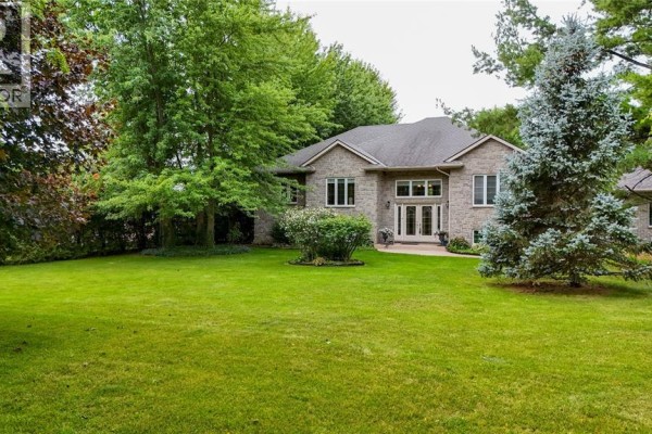 Recreation room - 8653 Vance Drive, Lambton Shores, ON N0N1J7 Photo 5