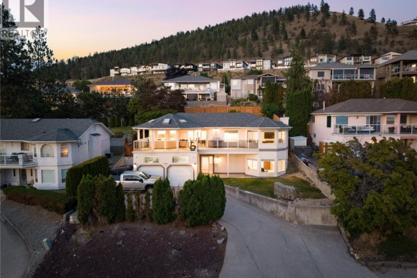 Den - 877 Toovey Road, Kelowna, BC V1X6R2 Photo 4