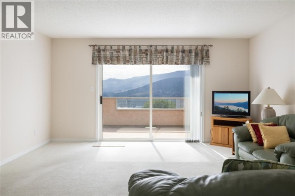 Sunroom - 8770 Clerke Road, Coldstream, BC V1B1W2 Photo 3