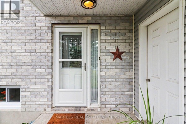 879 Lawrence Street, Clarence Rockland, ON, photo 2