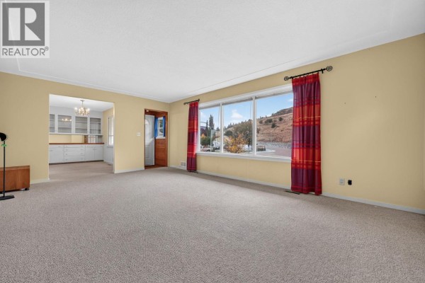 Laundry room - 879 Trench Court, Kelowna, BC V1Y8H3 Photo 5