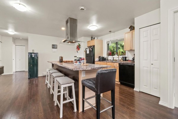 8792 Bellevue Drive, Chilliwack Proper West, Chilliwack, BC, photo 3