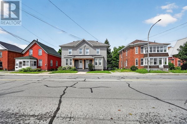 88 Brockville Street, Smiths Falls, ON K7A3Y2 Photo 3