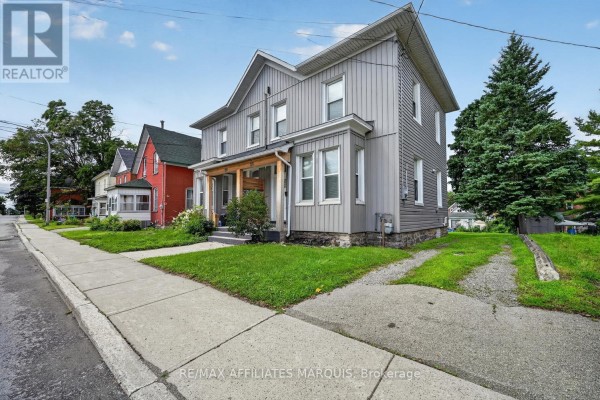 88 Brockville Street, Smiths Falls, ON K7A3Y2 Photo 5