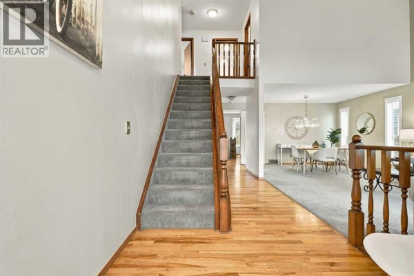 Kitchen - 88 Deermeade Road Se, Calgary, AB T2J5Z5 Photo 3