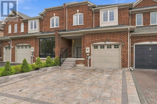 88 Matteo David Drive, Richmond Hill, ON L4S2S9 Photo 3
