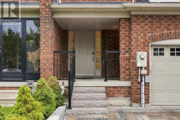 88 Matteo David Drive, Richmond Hill, ON L4S2S9 Photo 4