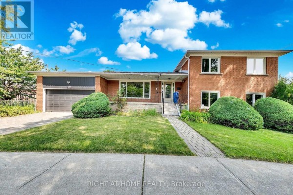 88 Peckham Avenue, Toronto, ON, photo 2