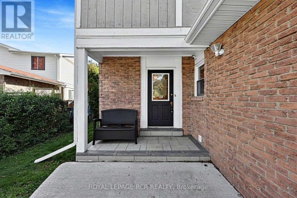 Bedroom 2 - 88 Red River Crescent, Toronto, ON M1B1Z6 Photo 5