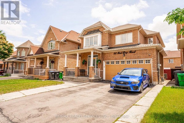 Kitchen - 88 Sled Dog Road, Brampton, ON L6R0J4 Photo 3