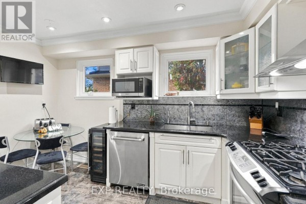Dining room - 88 Valdor Drive, Toronto, ON M1V1R5 Photo 2