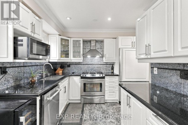 Kitchen - 88 Valdor Drive, Toronto, ON M1V1R5 Photo 3