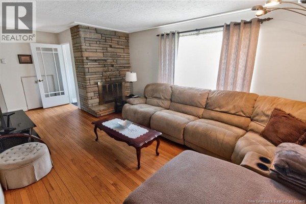 Family room - 88 Walsh Street, Moncton, NB E1C6W8 Photo 3
