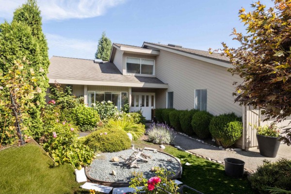 880 164a Street, Surrey, BC V4A9B9 Photo 2