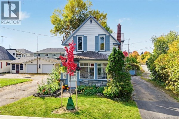 880 Barker Street, Fredericton