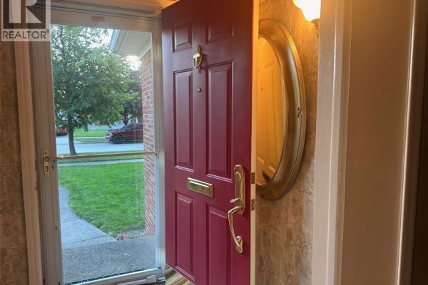 4pc Bathroom - 880 Patrice Drive, Windsor, ON N8S2R8 Photo 3