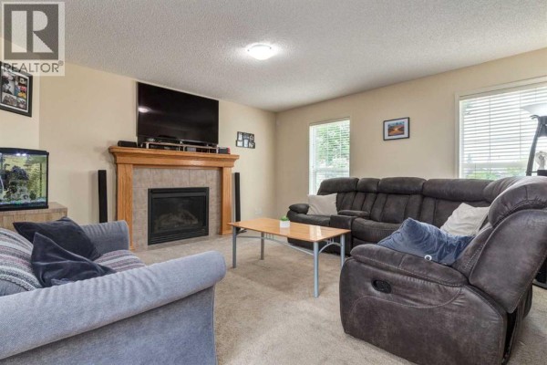 Dining room - 880 Prestwick Circle Se, Calgary, AB T2Z4E4 Photo 3