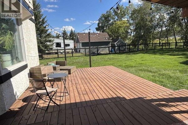 8801 101 Avenue, Peace River, AB, photo 3