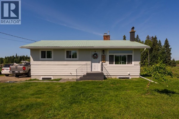 Kitchen - 8805 Chilcotin Road, Prince George, BC V2N5V9 Photo 2