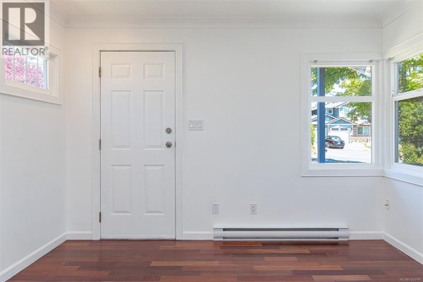 Bedroom - 881 Leslie Dr, Saanich, BC V8X2Y3 Photo 3