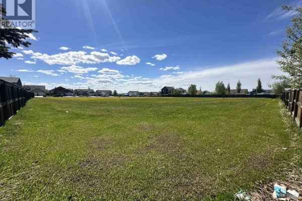 8816 96a Avenue, Fort St  John, BC V1J0A3 Photo 4